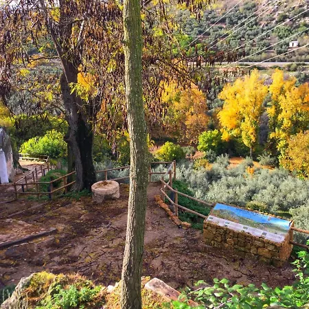 Dolores * Cuevas del Becerro